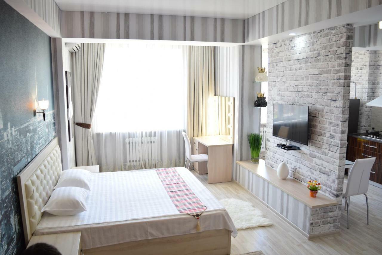Apartment With Good View In The Center Μπισκέκ Εξωτερικό φωτογραφία