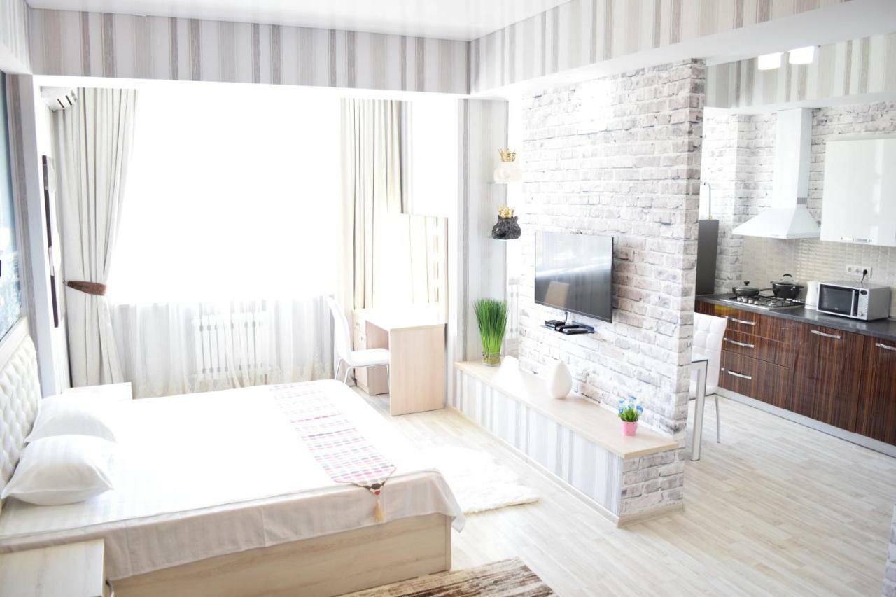 Apartment With Good View In The Center Μπισκέκ Εξωτερικό φωτογραφία